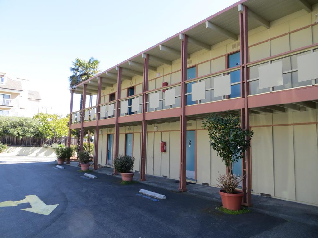 Lanai Lodge Santa Cruz Exterior photo